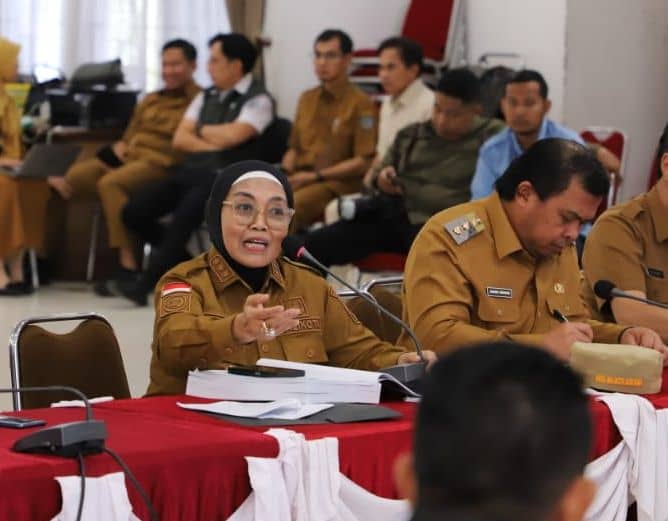 Wali Kota Bontang Neni Moerniaeni dan Wawali Agus Haris mendapat angka kepuasan publik 90,7 persen.