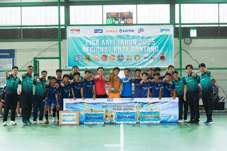 Puncak perhelatan Liga Asosiasi Akademi Futsal Indonesia (AAFI) Regional Bontang 2025 kategori U-16 berakhir dengan pesta juara bagi Academy Futsal PKT. (Bontang Sportainment)